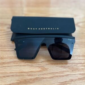 Quay Hindsight Sunglasses